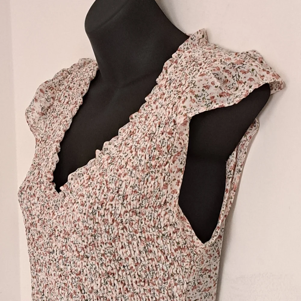 Promesa Floral BOHO Praire Chic Smocked Sleeveless Blouse Misses Size Small - Picture 5 of 7